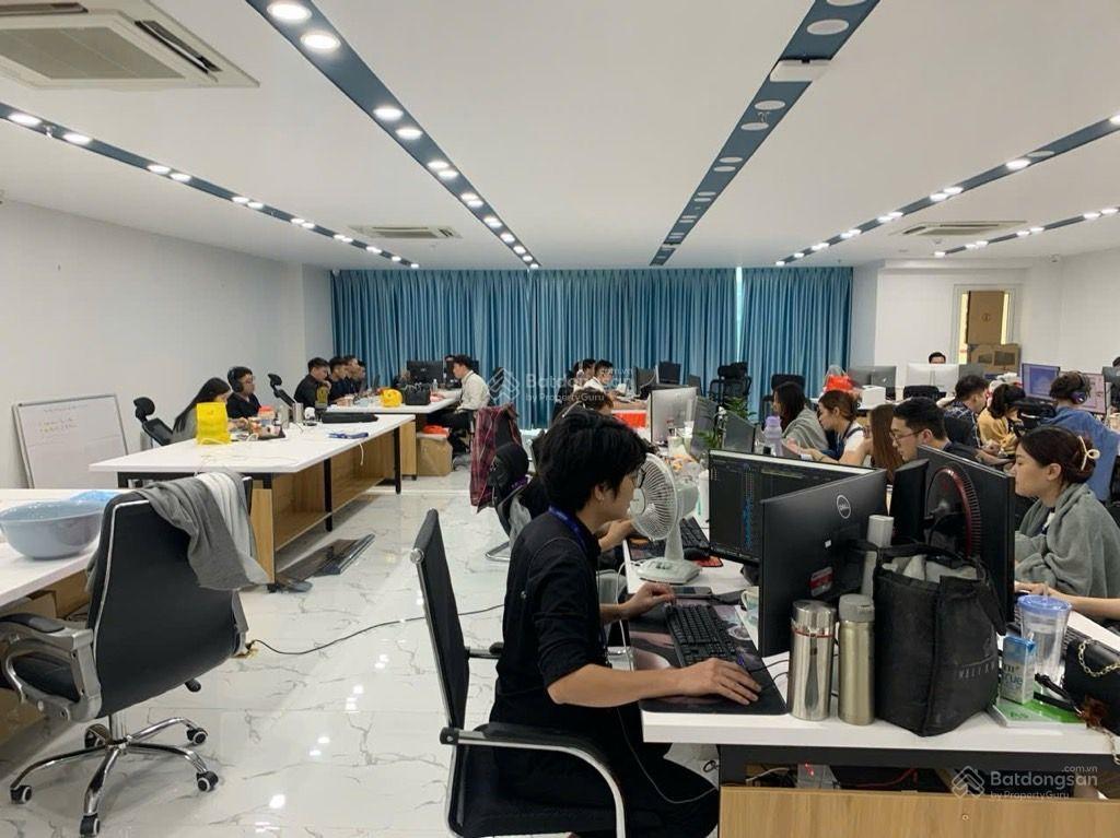 Mặt phố phạm văn đồng  hoàng quốc việt  tòa 9 tầng  mặt tiền 11m  dòng tiền 300tr/tháng