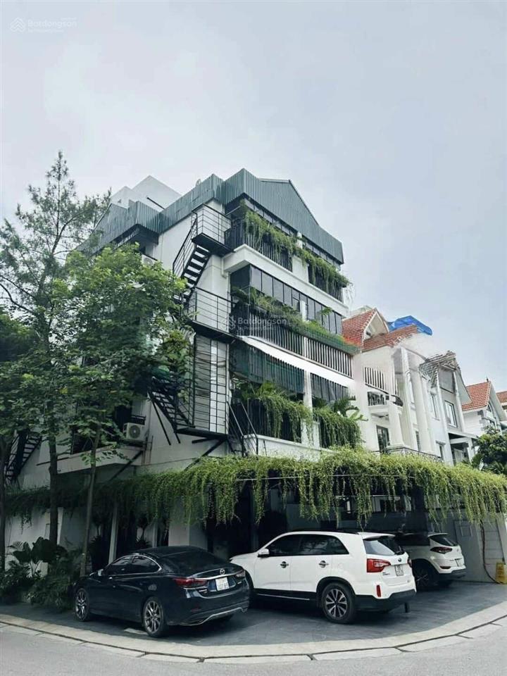 Kdt mới yên hoà  trần kim xuyến 265m2  lô góc view vườn hoa  kinh doanh đẳng cấp