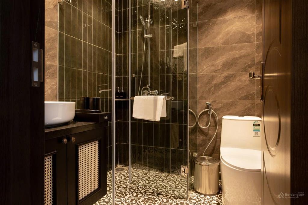 Khách sạn 4 sao  phố cổ hoàn kiếm  30 phòng doanh thu 1 tỷ + /tháng