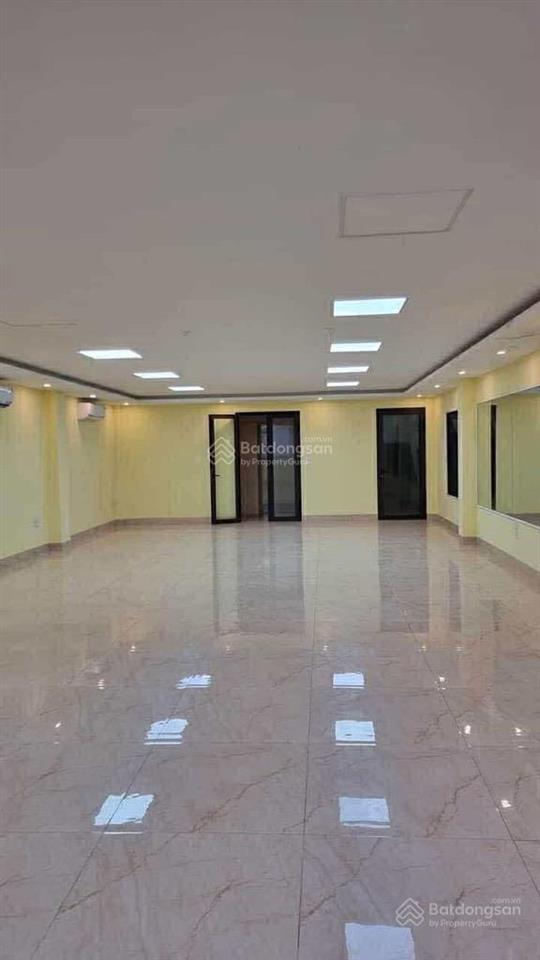 80 tỷ + tòa văn phòng 10 tầng mặt phố khuất duy tiến  dòng tiền 200tr/tháng