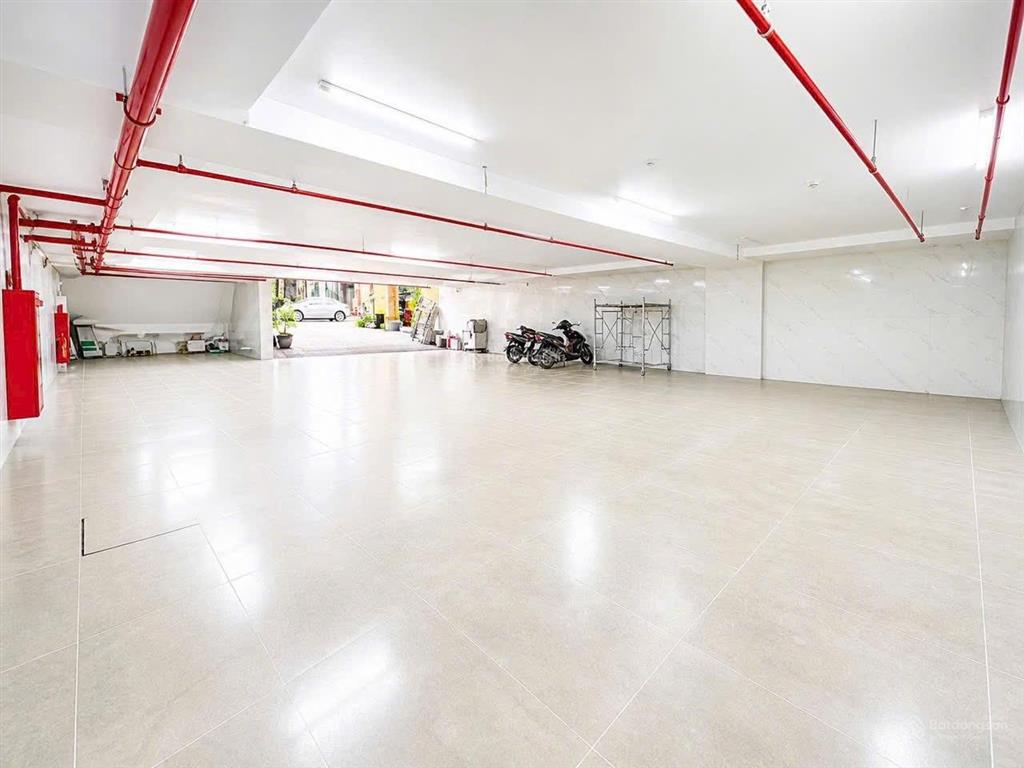 Toà building 210m  mặt phố từ liêm  9 tầng có hầm 2 thang máy  xây mới