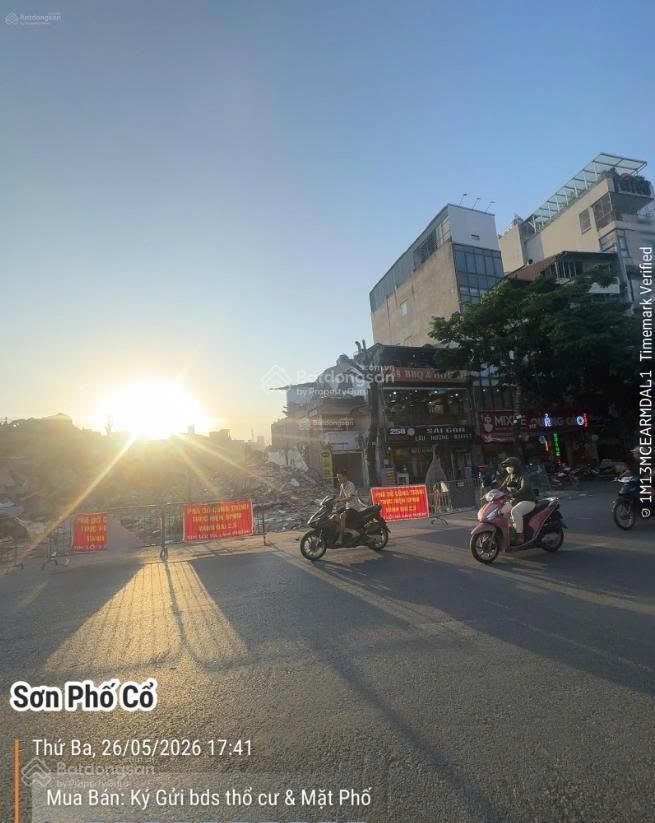 Mặt phố khương đình  thanh xuân 240m2  mt 9.5m  ngày nút giao 2.5 view sông thoáng
