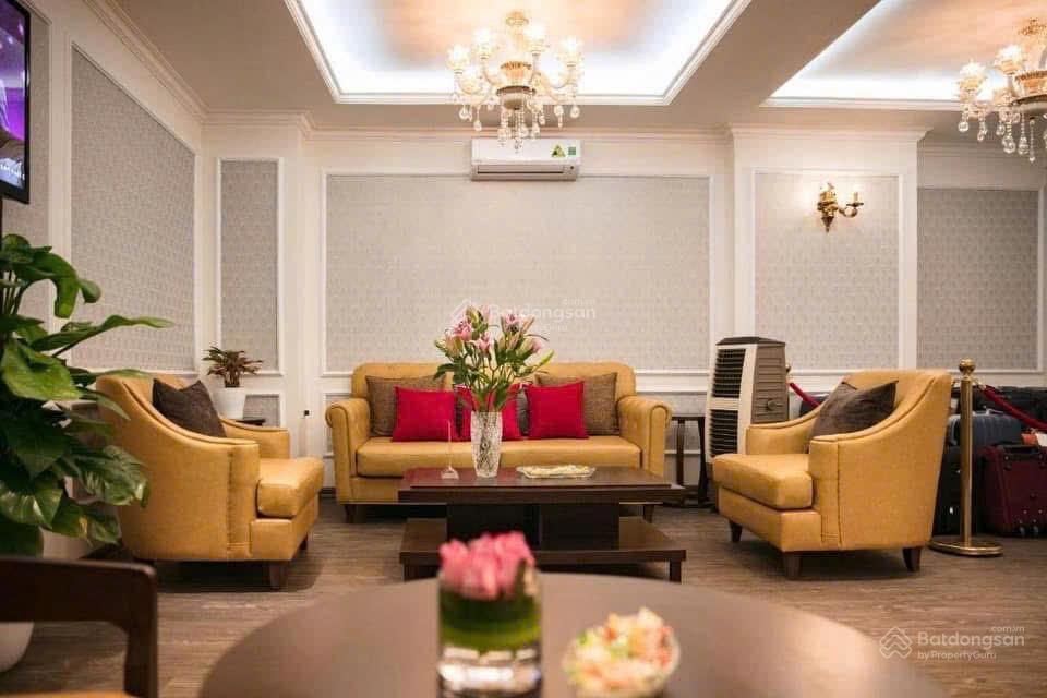 Khách sạn 3 sao 9 tầng  phố bát sứ  hoàn kiếm  dòng tiền khoảng 30.000 usd/tháng
