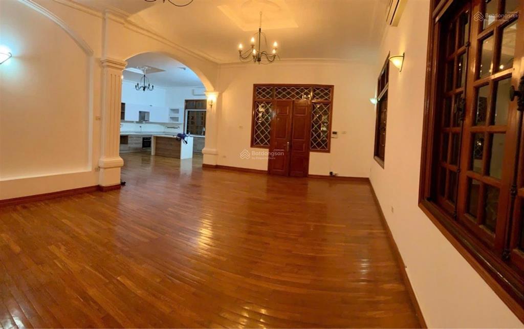 Village tây hồ  bể bơi & sân vườn riêng  chuẩn mực sống thượng lưu