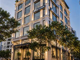 Mặt phố hoàng quốc việt building hạng a  lô góc 3 mặt thoáng  dòng tiền 6 tỷ/năm