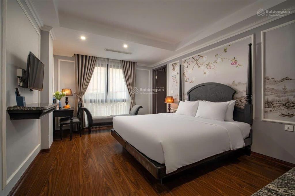 Chính chủ gửi bán khách sạn 12 tầng  mặt phố láng hạ, đống đa  1000m2 x mt 24m