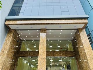 Bán tòa building 11 tầng 360m2  khu trung hòa nhân chính  lô góc  dòng tiền 500tr/tháng