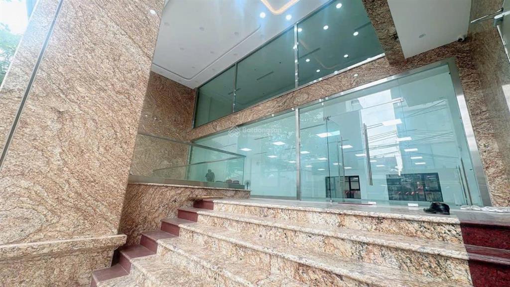 Tây hồ building 9 tầng 2 mặt thoáng  dt 360m2 mt 15m, pccc, gpxd, hoàn công đầy đủ