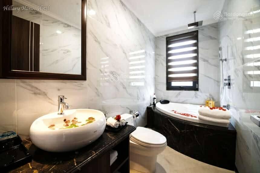 Từ liêm  lê đức thọ khách sạn 3 sao  42 phòng  dòng tiền ổn định 300tr/tháng