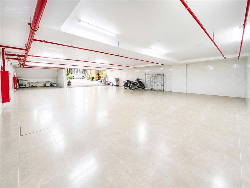 Cho thuê tòa văn phòng xuân la tây hồ, 250m2 10 tầng  pccc đầy đủ  giá 250tr/tháng