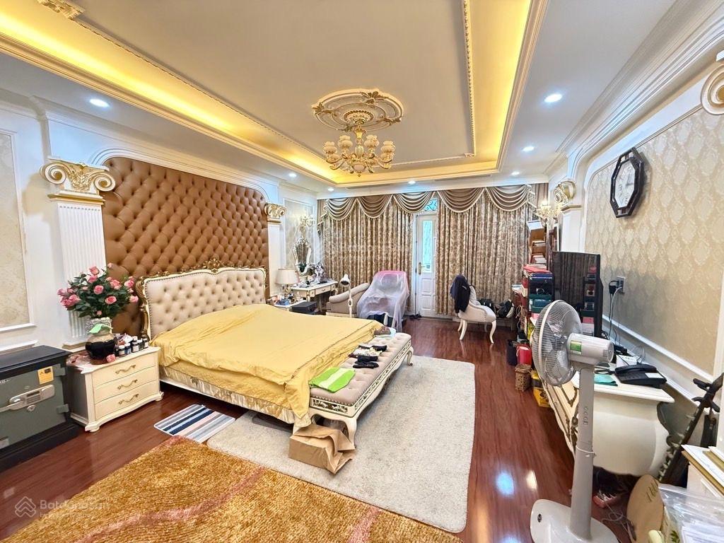 Mặt phố nguyễn đổng chi  hàng xóm vin hàm nghi  nhà đẹp phố thang máy có hầm ở ngay