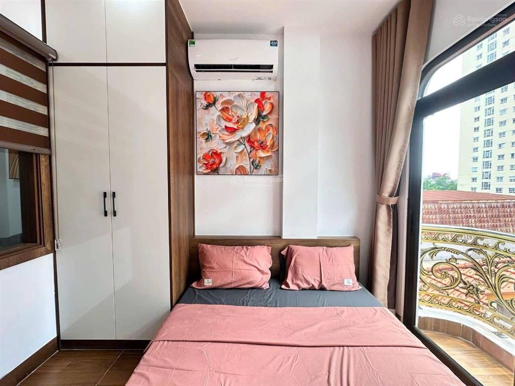 Ccmn  nguyễn ngọc vũ cầu giấy | 1n1k full đồ  ban công rộng  có nuôi pet  giá 7.29tr/tháng