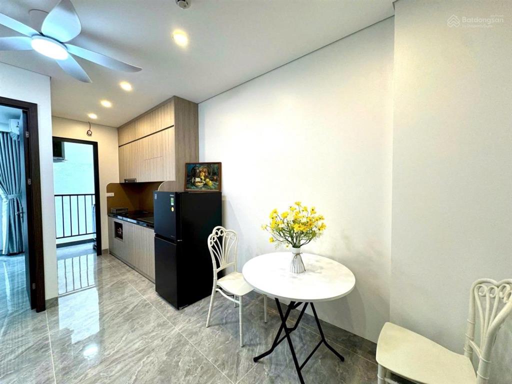 Ccmn ngõ 175 lạc long quân  1n1k full đồ có 6 phòng trống