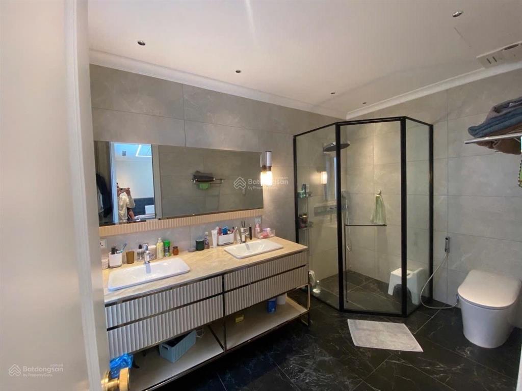 Biệt thự starlake tây hồ tây  dt 216m 4 tầng thang máy  đẳng cấp thượng lưu