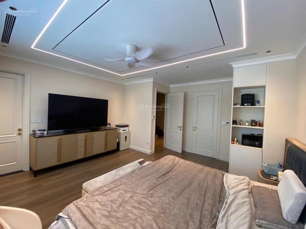 Biệt thự starlake tây hồ tây  dt 216m 4 tầng thang máy  đẳng cấp thượng lưu
