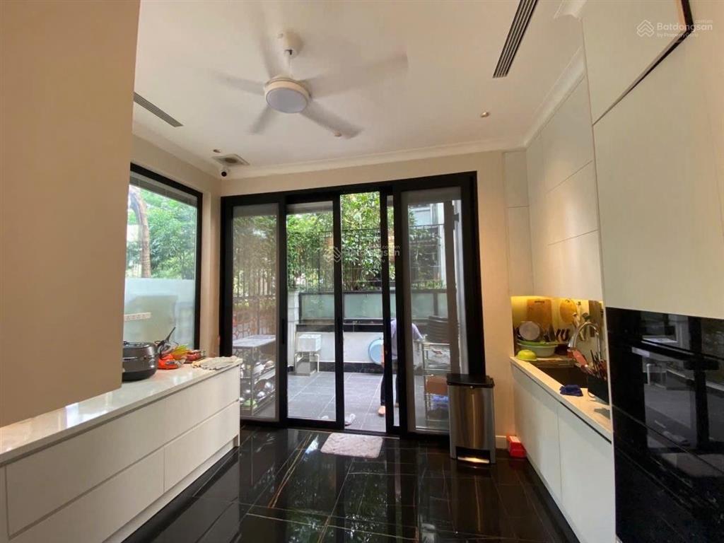 Biệt thự starlake tây hồ tây  dt 216m 4 tầng thang máy  đẳng cấp thượng lưu