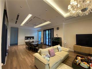 Biệt thự starlake tây hồ tây  dt 216m 4 tầng thang máy  đẳng cấp thượng lưu
