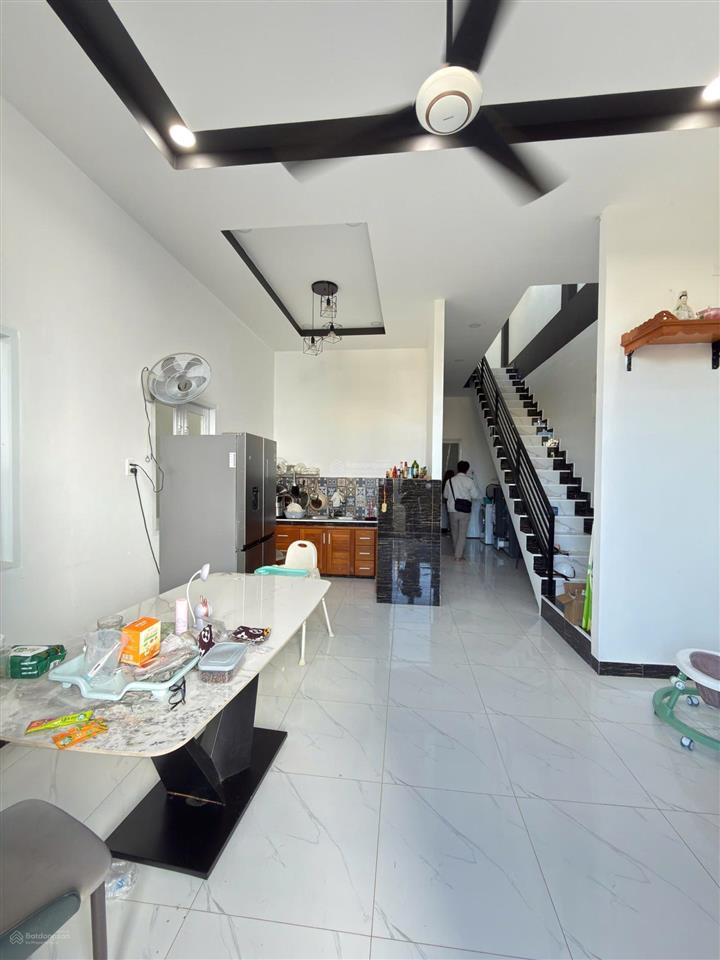 Bán nhà đẹp hẻm 3m sau lưng trường lương thế vinh giá tốt chỉ 2 tỷ 800