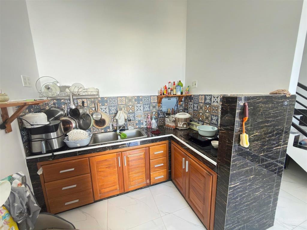Bán nhà đẹp hẻm 3m sau lưng trường lương thế vinh, giá tốt chỉ 2 tỷ 700 chốt nhanh!