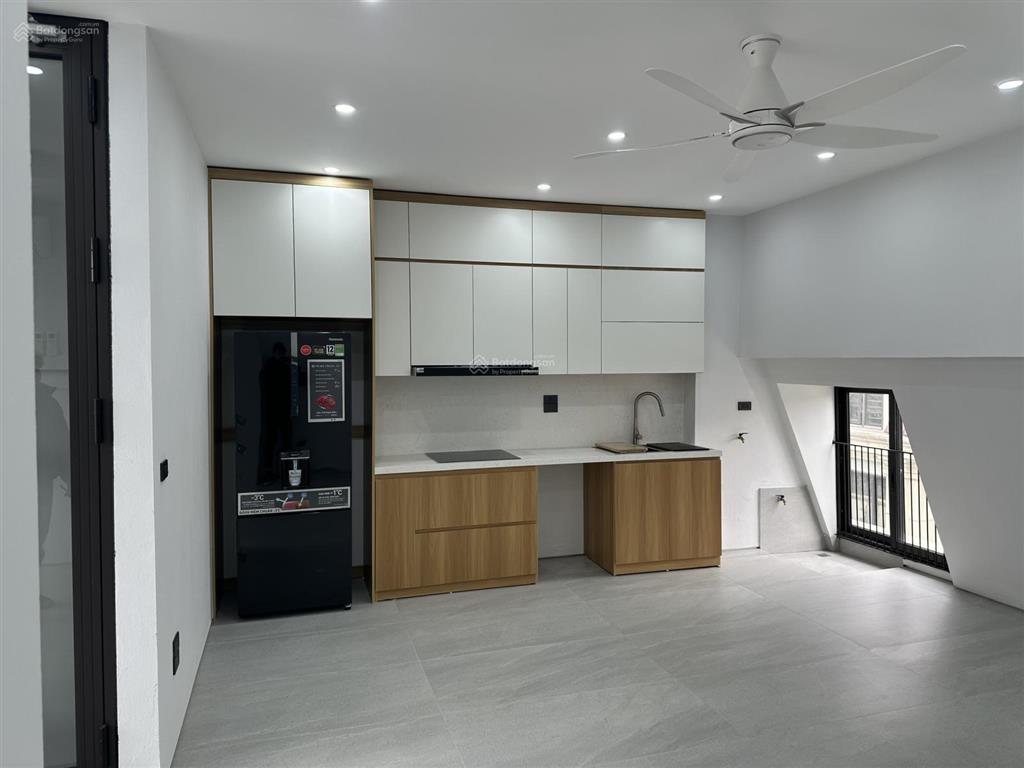 Cho thuê nhà kđt him lam vạn phúc 95m2, 7 tầng thang máy, điều hòa đầy đủ