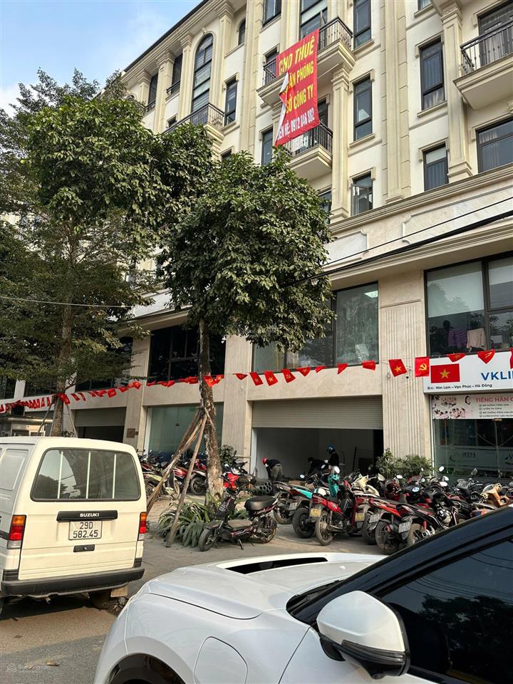 Cho thuê nhà kđt him lam vạn phúc 95m2, 7 tầng thang máy, điều hòa đầy đủ