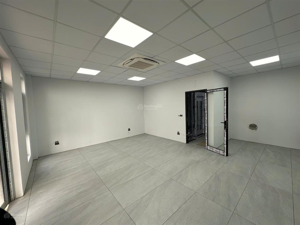 Cho thuê nhà kđt him lam vạn phúc 95m2, 7 tầng thang máy, điều hòa đầy đủ