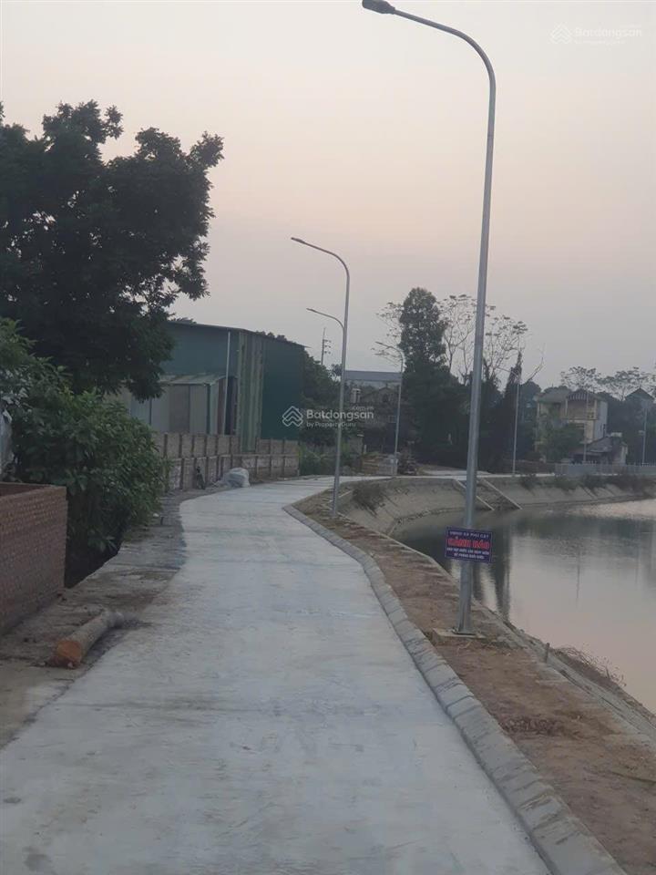 Bán gấp lô đất 100m2, mt 6,2m làn hai đường liên huyện tại bạch thạch, xã phú cát, hà nội