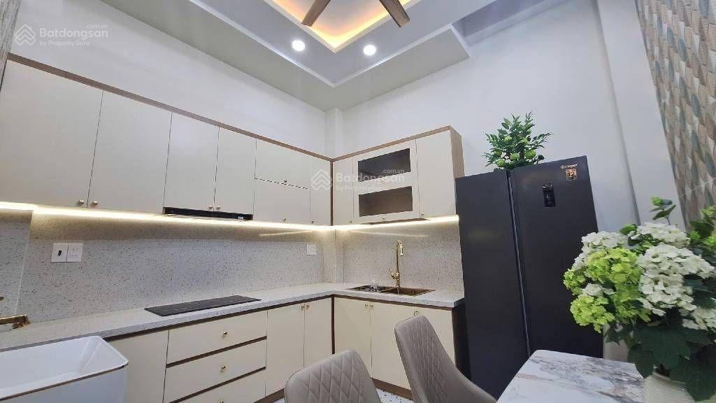 Siêu phẩm xây mới 100%  full nội thất sang trọng   vị trí vàng phạm văn chiêu,gò vấp