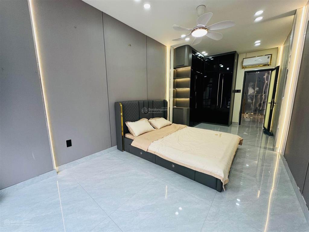 Cực phẩm gò vấp phố3 tầng hẻm 5m  chiều dài 13m 4pn3wcgiá 5.3tỷ(thương lượng thiện chí)