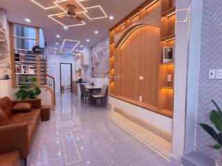 Siêu phẩm quang trunghẻm xe hơi 5mmặt tiền 4,5m(nở hậu)chiều dài 15m3pn,3wcgiá5.7 tỷ (tl)