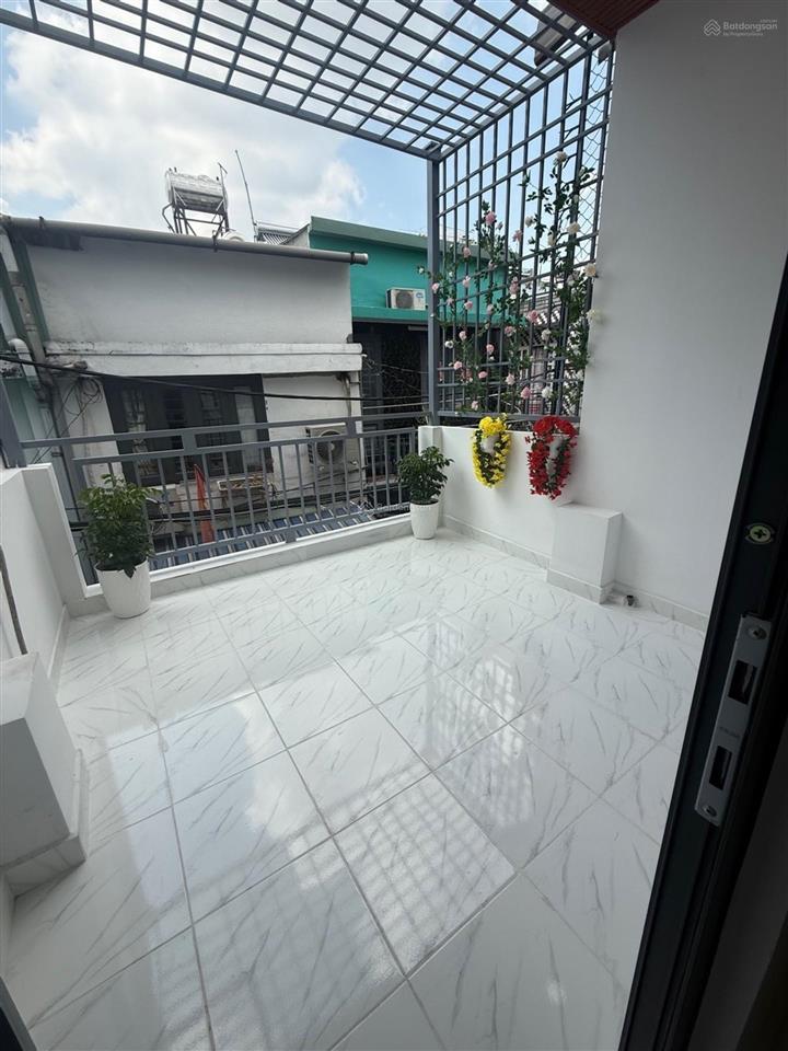 Siêu phẩm quang trunghẻm xe hơi 5mmặt tiền 4,5m(nở hậu)chiều dài 15m3pn,3wcgiá5.7 tỷ (tl)