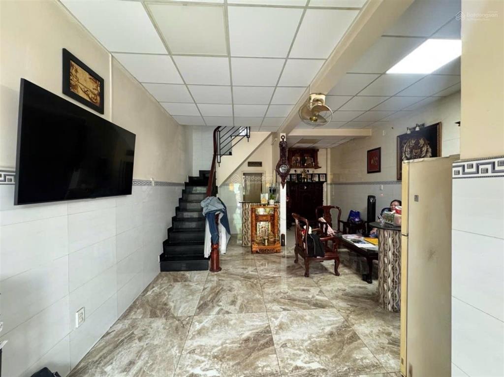Cực phẩm gò vấp phố ngay mặt tiền hẻm 6m diện tích 60m2  ngang 6m (nở hậu) 3pn, 2wc, 4.8tỷ (tl)