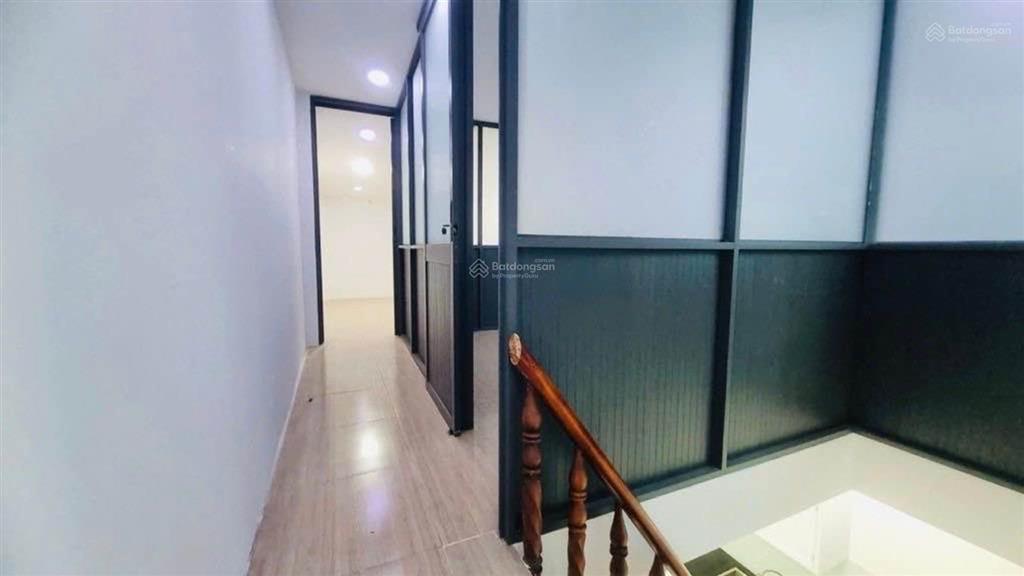 Nhà mới ngay tân bình mặt tiền 4.5m(nở hậu)3pn,2wcchiều dài 18m hẻm xe hơi 5mgiá 5.xx tỷ(tl)