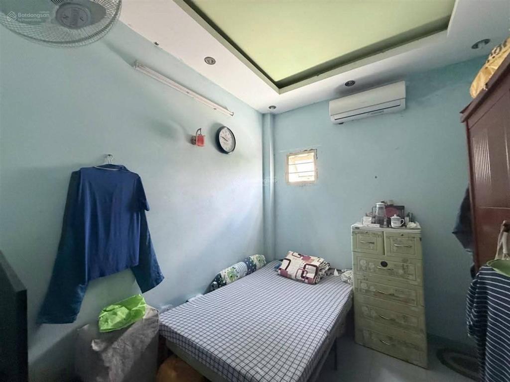 Chính chủ cần bán gấp  mặt tiền 6m (nở hậu)3 tầng 3pn,3wcđường xe tải 6mgiá4.7 tỷ(tl)