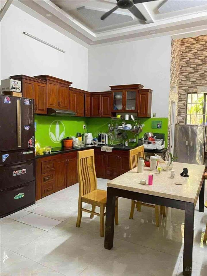 Cực phẩm gò vấp phố  mặt tiền 5m  3 tầng 3pn, 4wc chiều sâu 14m hẻm 7m sổ đẹp nở hậu 5.2 tỷ (tl)