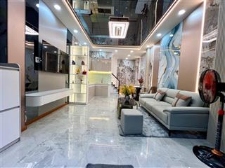 Cực phẩm gò vấp phố 3 tầng đường xe hơi 5m3pn,3wcngay mặt tiền đường ngay chợ giá3.9(tl)