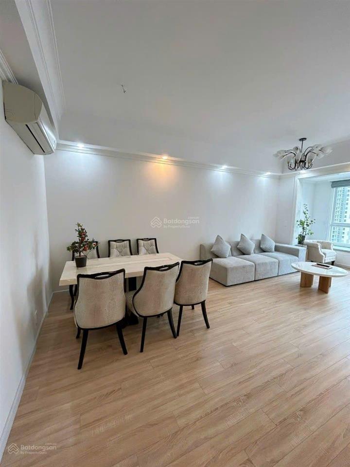 Bán căn hộ the manor 3pn 2wc 131m2 giá 13,5 tỷ
