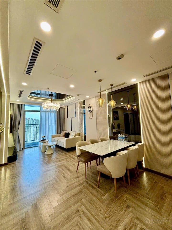 Bán căn hộ 2pn, 2wc tại vinhomes central park, 8,1 tỷ, 81m2
