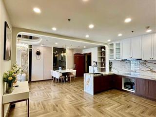 Bán căn hộ 2pn, 2wc tại vinhomes central park, 8,1 tỷ, 81m2