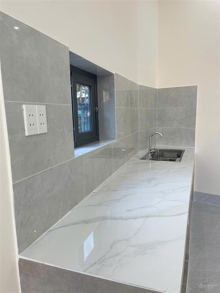 Nhà trung tâm long điền, giáp tp bà rịa, hẻm xe hơi, giá 1,69 tỷ