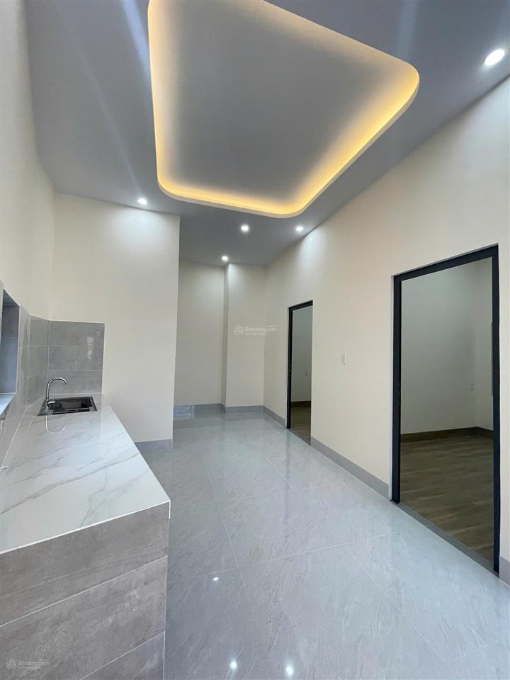 Nhà trung tâm long điền, giáp tp bà rịa, hẻm xe hơi, giá 1,69 tỷ