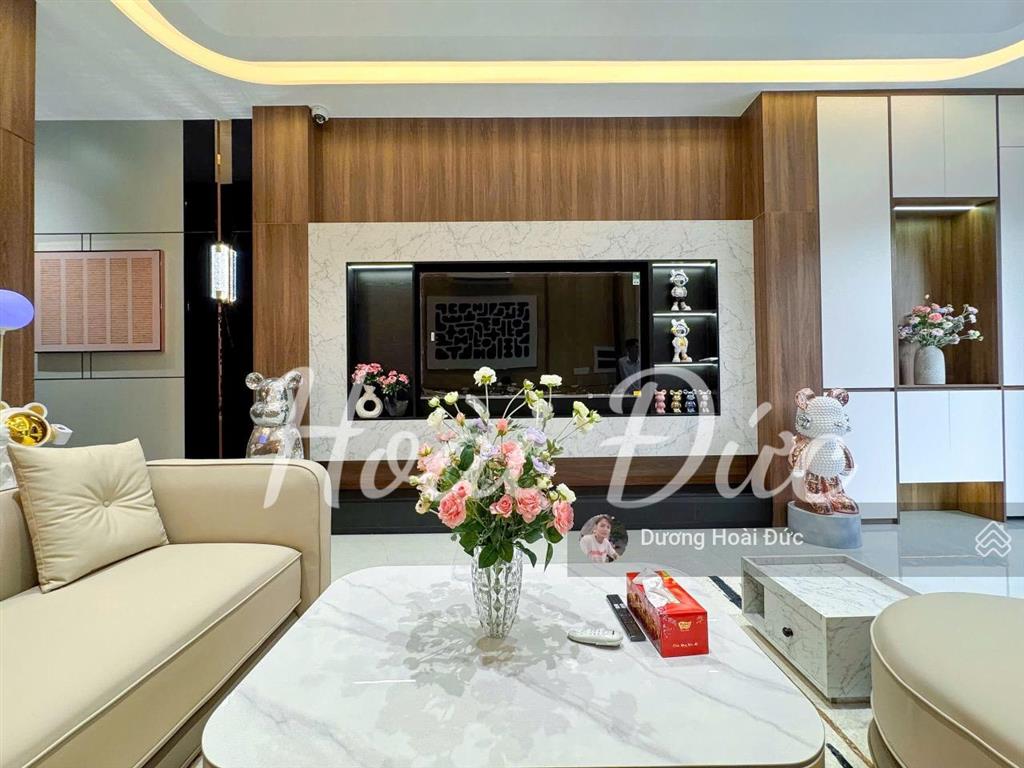 Siêu phẩm nhà 4 lầu view công viên mặt tiền đường số kdc an phú hưng  q7  nhà có thang máy