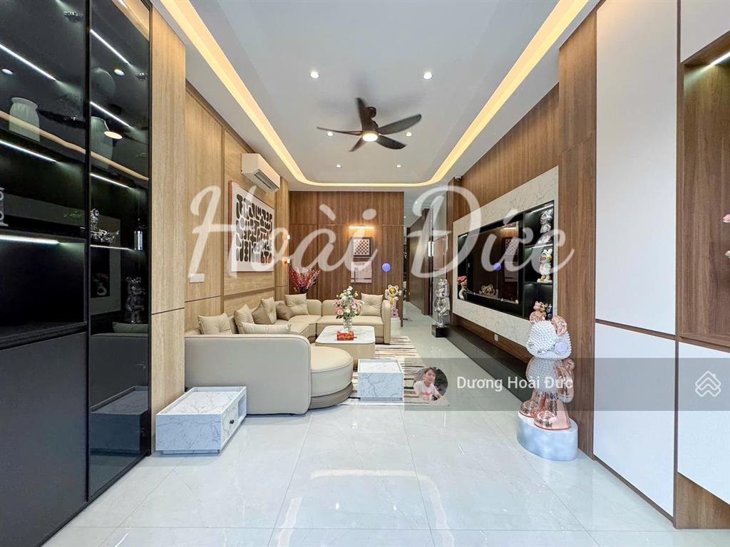 Siêu phẩm nhà 4 lầu view công viên mặt tiền đường số kdc an phú hưng  q7  nhà có thang máy