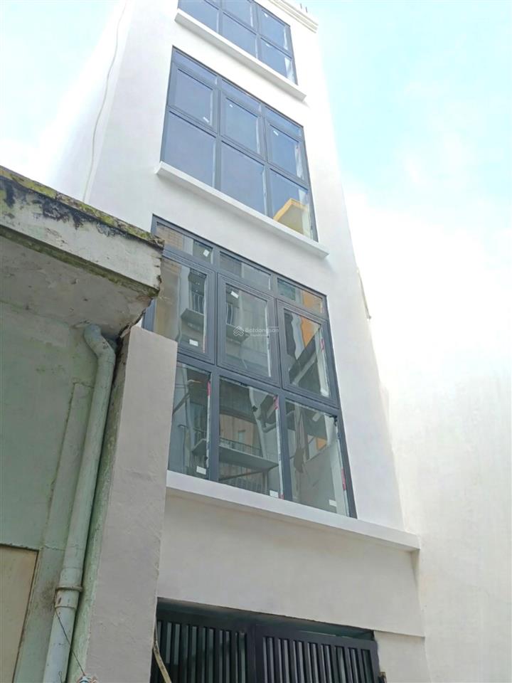 Nhà mới  5 tầng nam kỳ khởi nghĩa q3  gần la vela 5 sao  khu vip  chỉ 6 tỷ 85