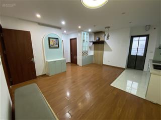 Chính chủ bán gấp chung cư hà nội 68m2 2n2vs hướng đông  sở hữu lâu dài đỗ ô tô free  vị trí đẹp