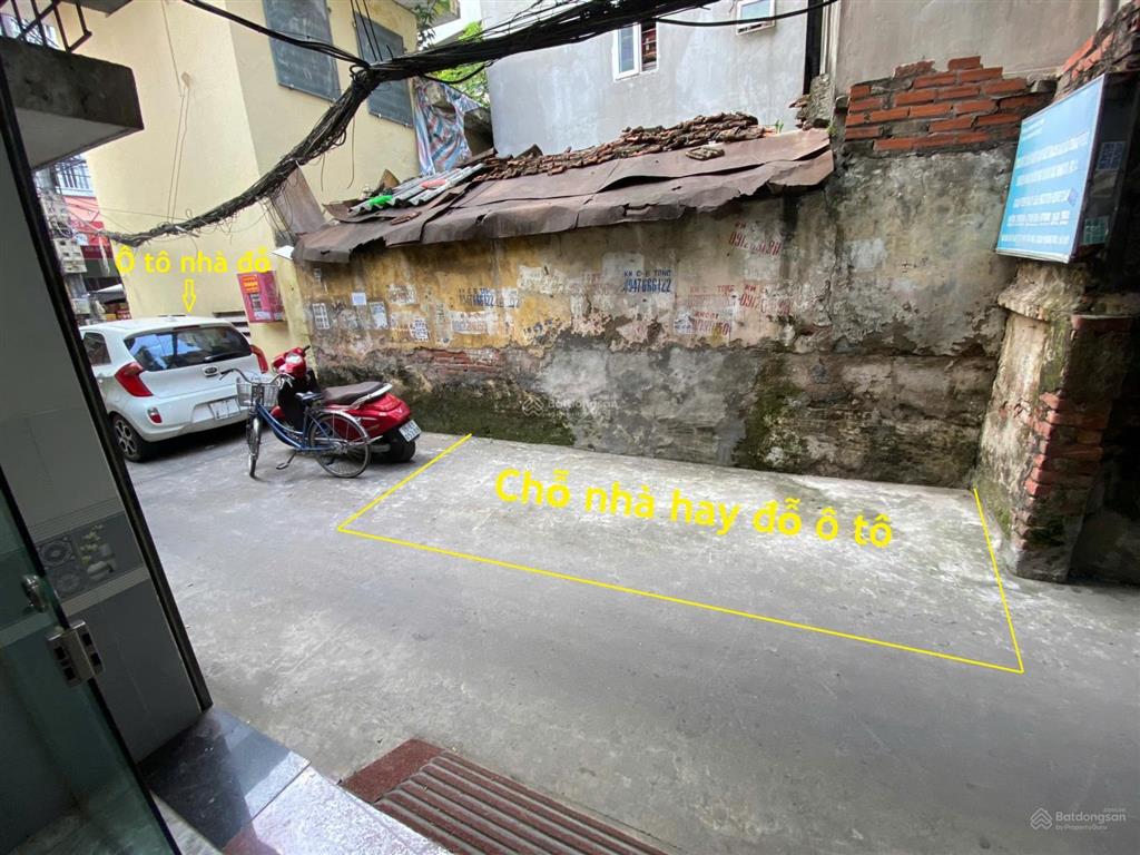 Bán nhà tân mai 45m2 4 tầng 4pn mt 3,5m  đỗ 2 ô tô trước cửa nhà  ngõ rộng nhà cách mặt phố 10m