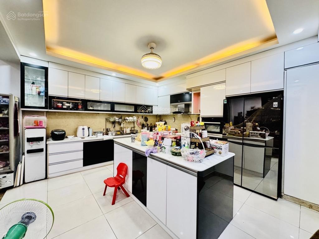 Biệt thự vip khu tên lửa 4 tầng 9x20 thang máy nội thất cao cấp chỉ 27.9 tỷ