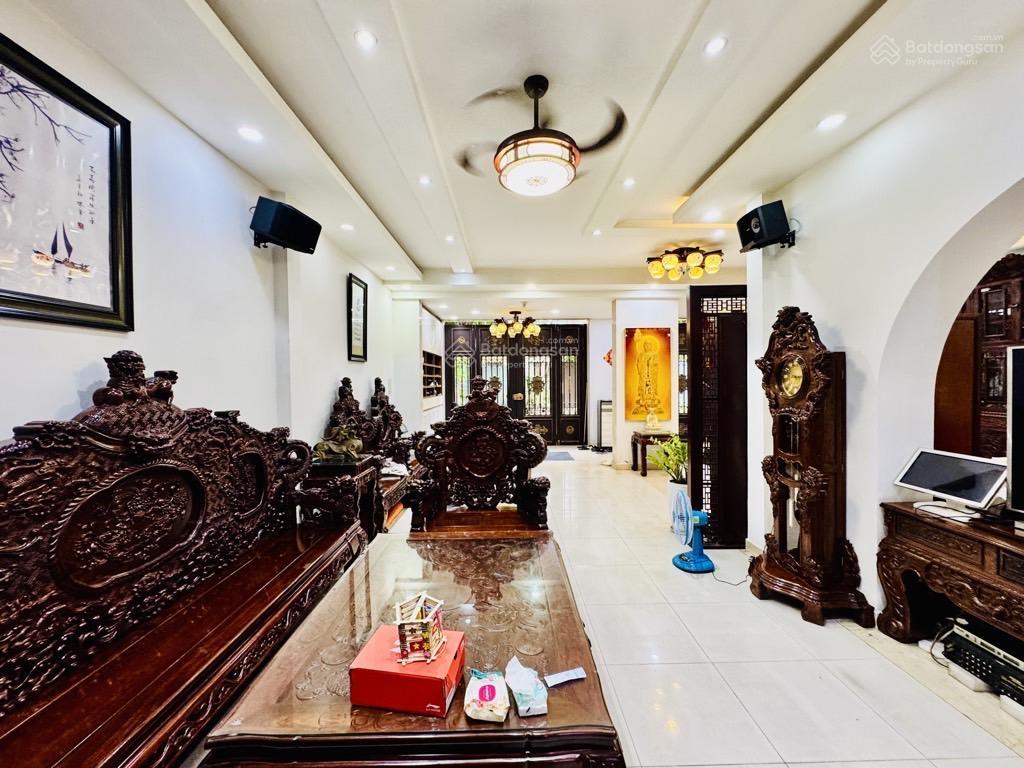 Biệt thự vip khu tên lửa 4 tầng 9x20 thang máy nội thất cao cấp chỉ 27.9 tỷ