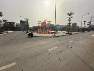 Siêu phẩm vip fo, lô góc, trục chính, giá (4xtr/m2) đầu tư sinh lời cao, đg trường thịnh, ứng hoà