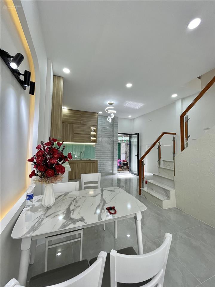 2 tầng . trương phước phan . bình tân . 44m . shr . fun nội thất . đường 4m thông